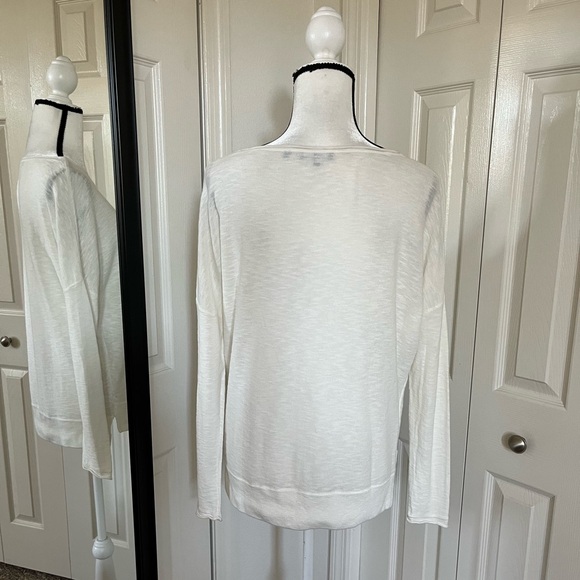Vince 100% Cotton Lightweight Long Sleeve Boatneck Ivory Sweater. Size XS - Picture 3 of 6